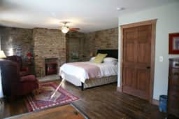 Light Horse Inn: Suite 4 - Image 3