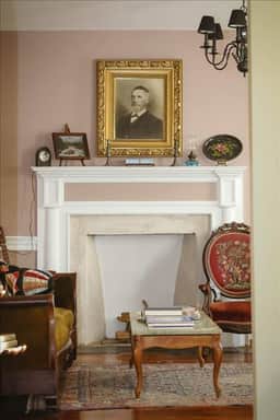 Light Horse Inn: Suite 1 - Image 4