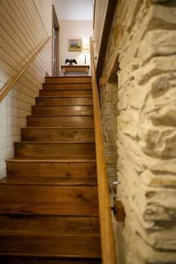 Light Horse Inn: Suite 5 - Image 3