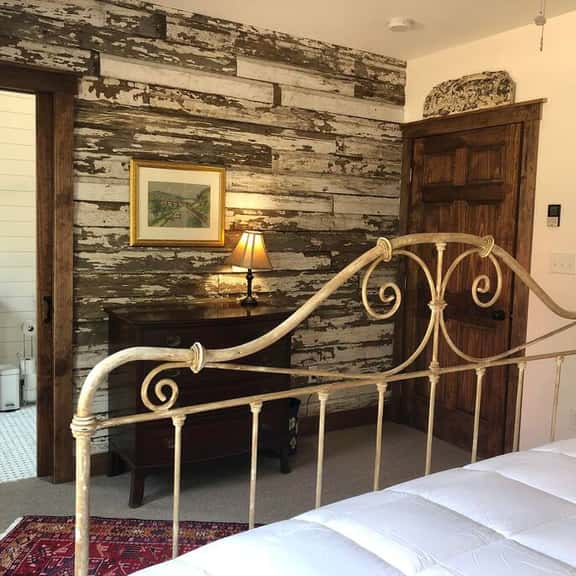 Light Horse Inn: Suite 6 - Image 1