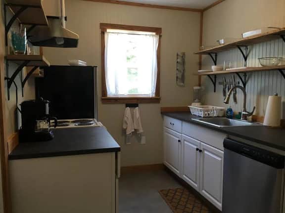 Vacation Rental: Ridge View Flat - Image 3