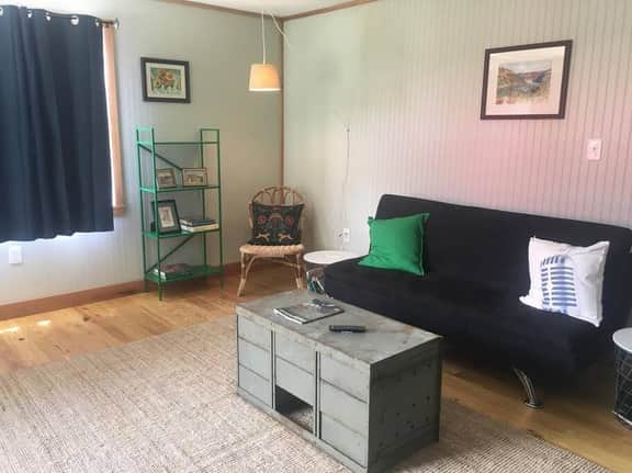 Vacation Rental: Ridge View Flat - Image 5