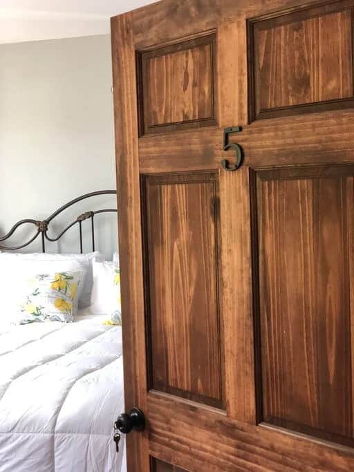 Light Horse Inn: Suite 5 - Image 5
